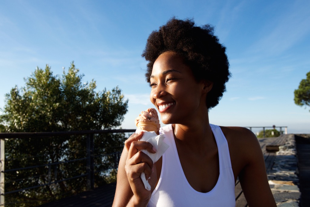 woman eating ice cream on the beach, parent divorce