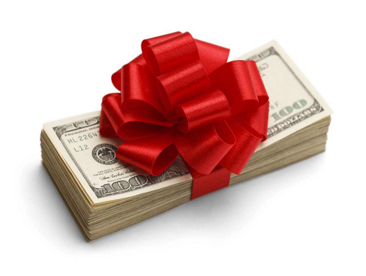 Money as gift boring holiday gifts