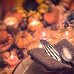 American thanksgiving dinner spread