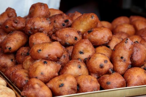 Oliebollen {New Years Eve Traditions}