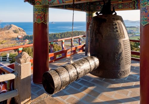 Bell at a Buddhist Temple {New Years Eve Resolutions}