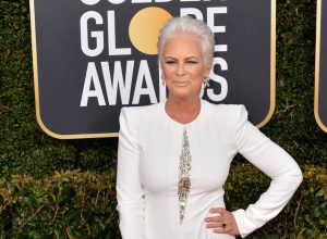 jaimie lee curtis golden globes