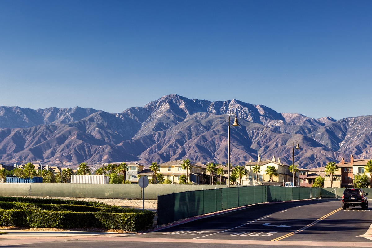 Streets of Ontario city in California with beautiful mountains in the background