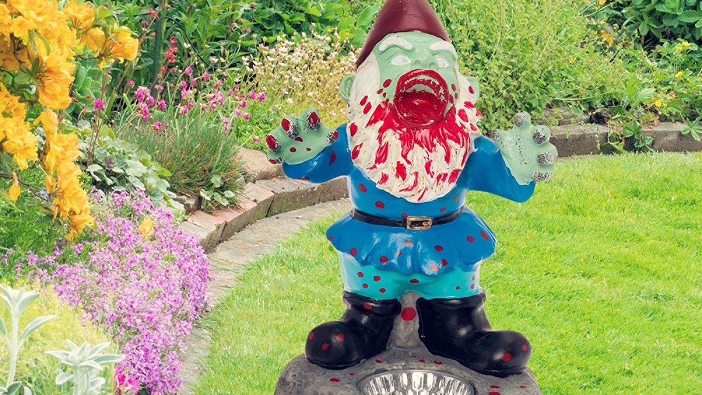 33 Lawn Decorations So Ugly You&#039;ll Laugh Out Loud — Best Life