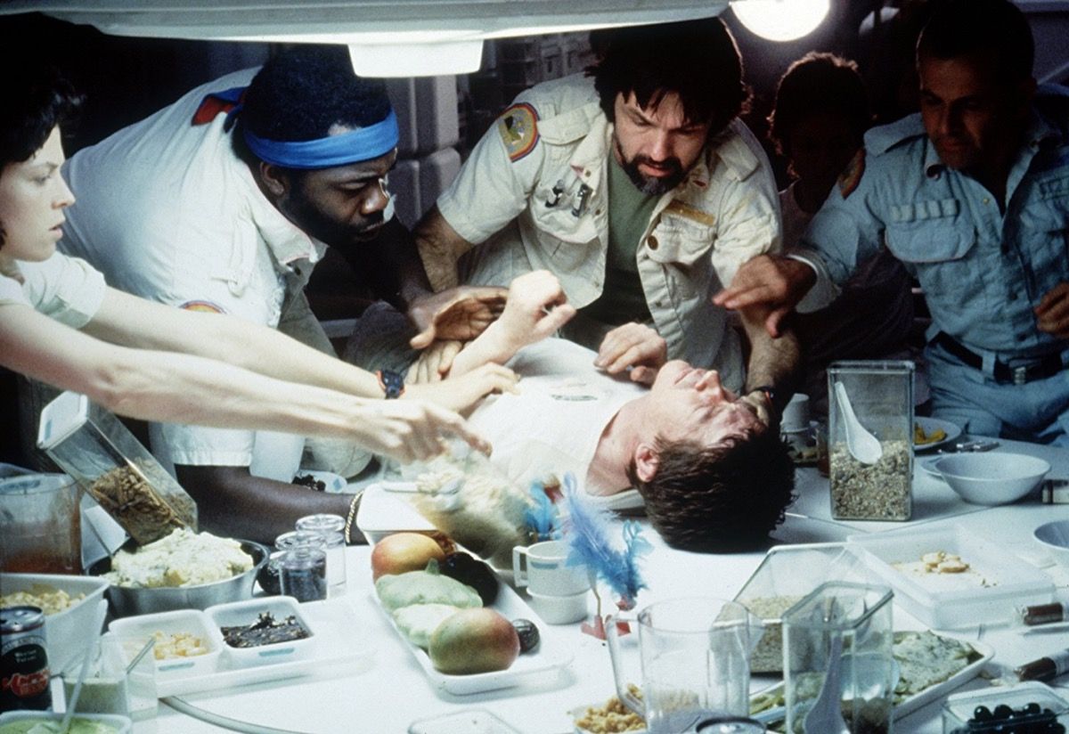 Sigourney Weaver, Ian Holm, John Hurt, Tom Skerritt, Veronica Cartwright, and Yaphet Kotto in Alien (1979)