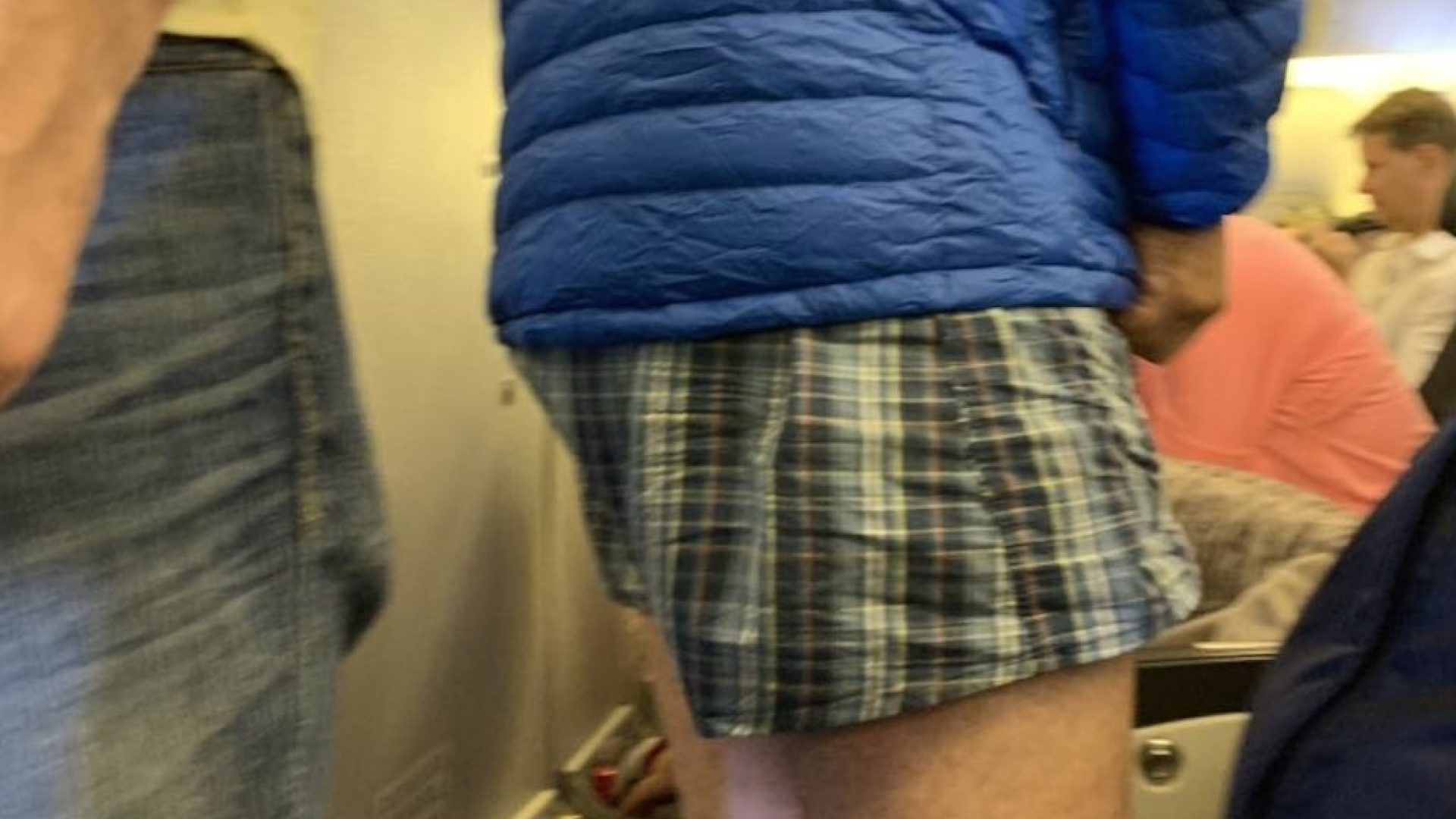Passenger Terrifies Seatmates by Flying in His Boxer Shorts, Goes Viral