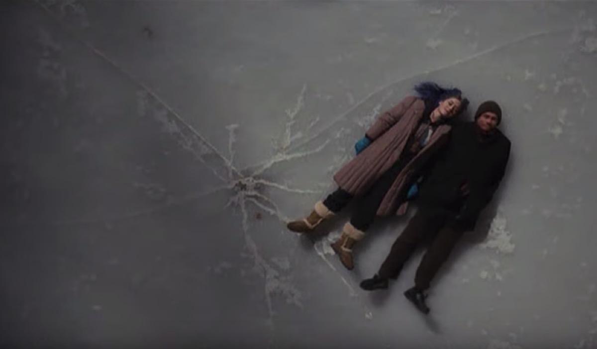 Eternal Sunshine of the Spotless Mind trailer - best sad movies on Netflix