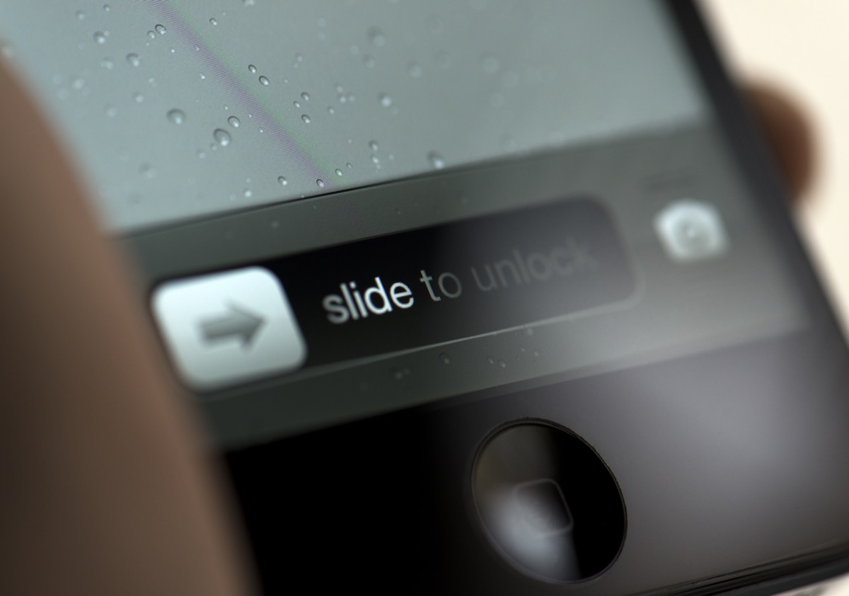 slide to unlock text apple phone