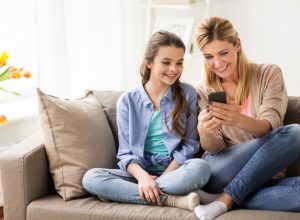 mother tracking daughter on phone tracking my kid