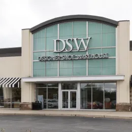 A DSW Storefront