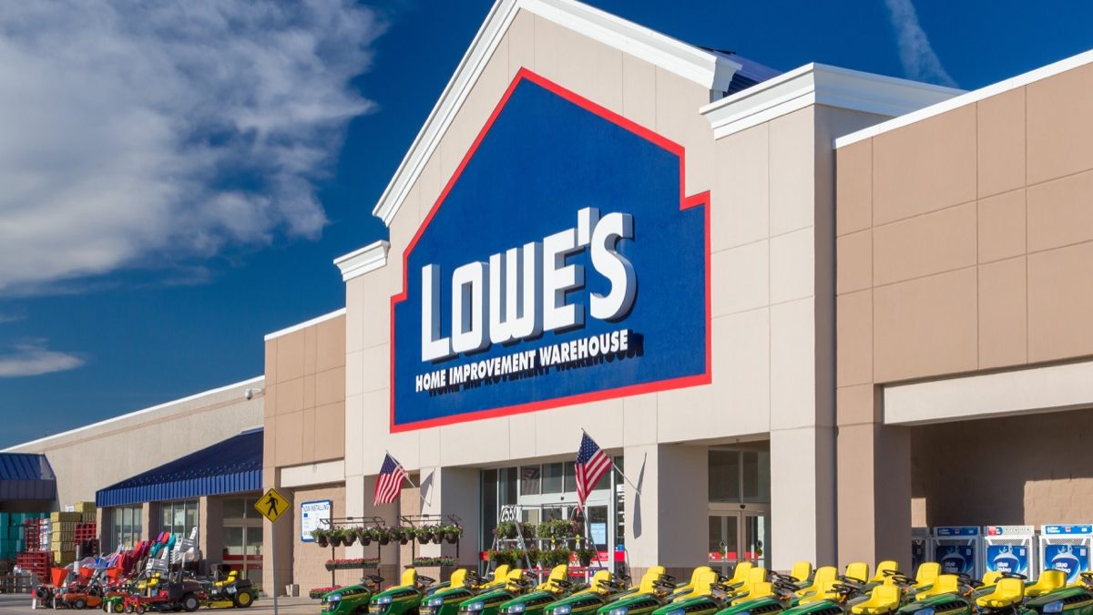 5 Warnings to Shoppers From Ex-Lowe's Employees — Best Life