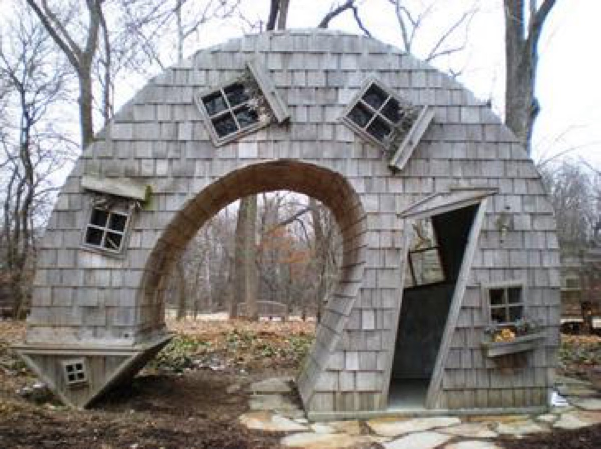 Twisted House Indiana craziest homes