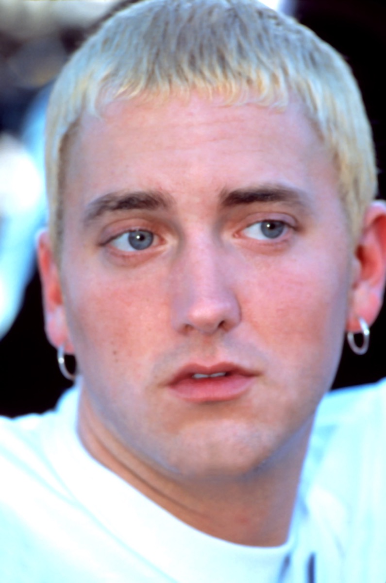 Eminem in white t-shirt at 1999 Source Awards