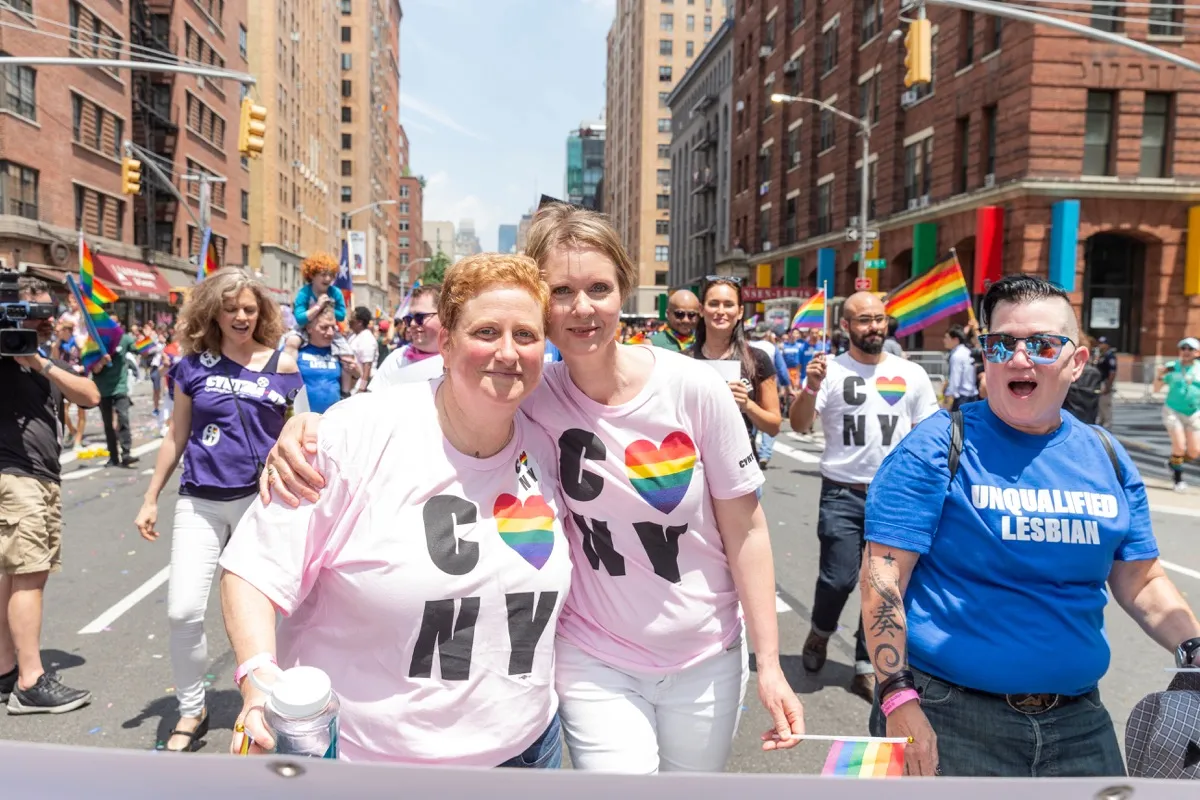 cynthia nixon and wife christine marinoni at new york city pride parade 