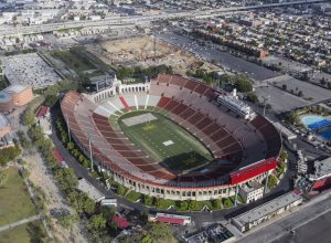 15 Famous Landmarks You Won’t Believe Are Privately Owned