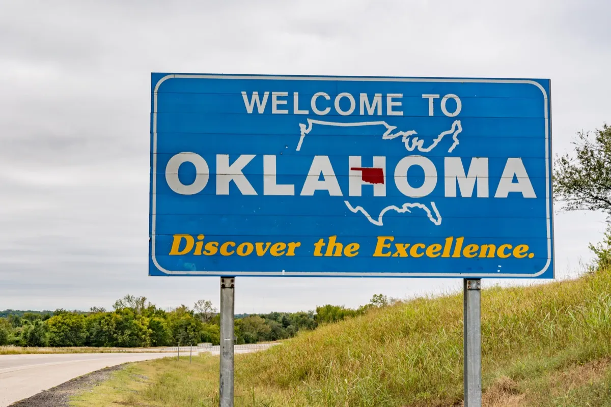 oklahoma state welcome sign, iconic state photos