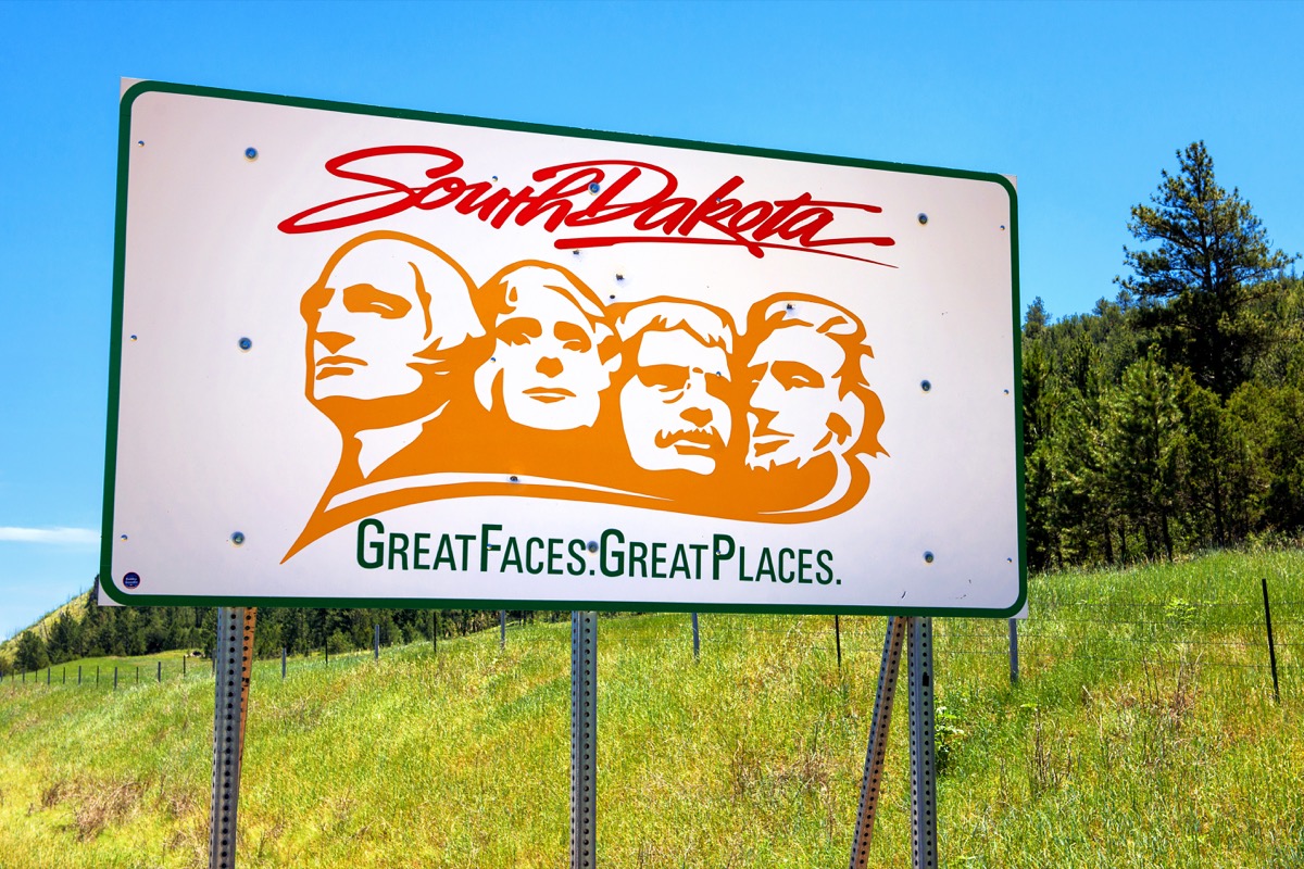 south dakota state welcome sign, iconic state photos