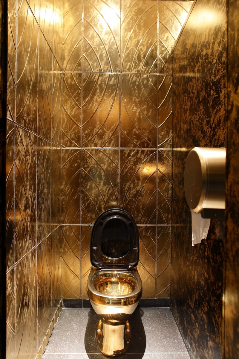gold bathroom, 80s interior design