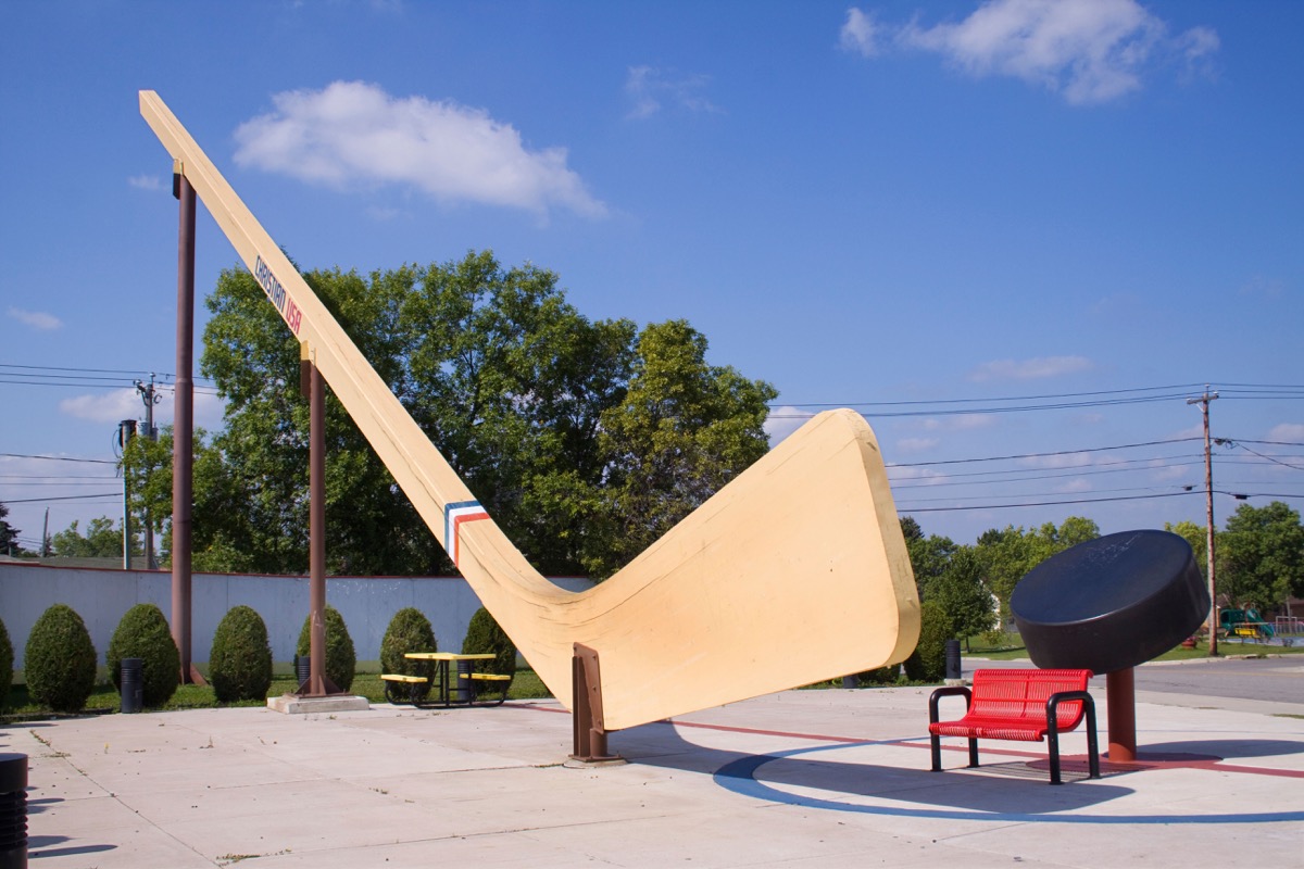 world's largest hockey stick, minnesota, weird state landmarks