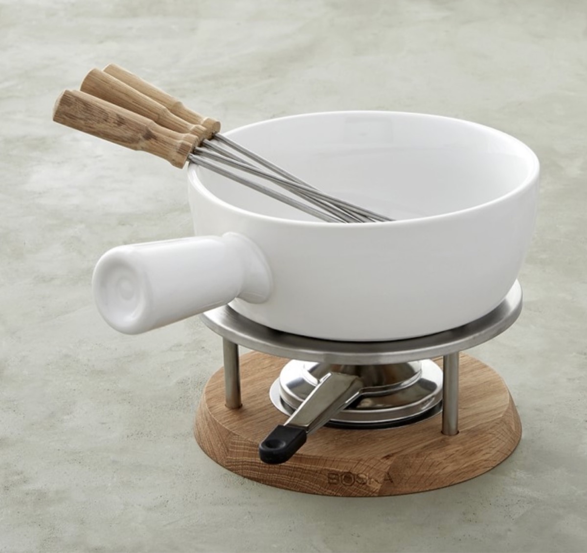 white fondue pot, father's day gifts, gifts for dad