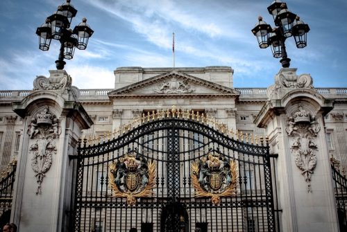 buckingham palace gate london