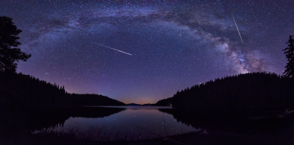 meteor streak during purseid meteor shower