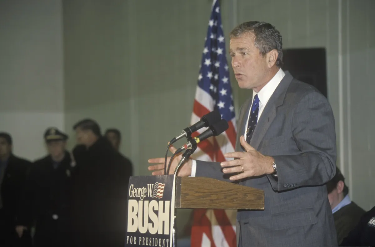 president george bush campaigns in 2000, biggest event every year