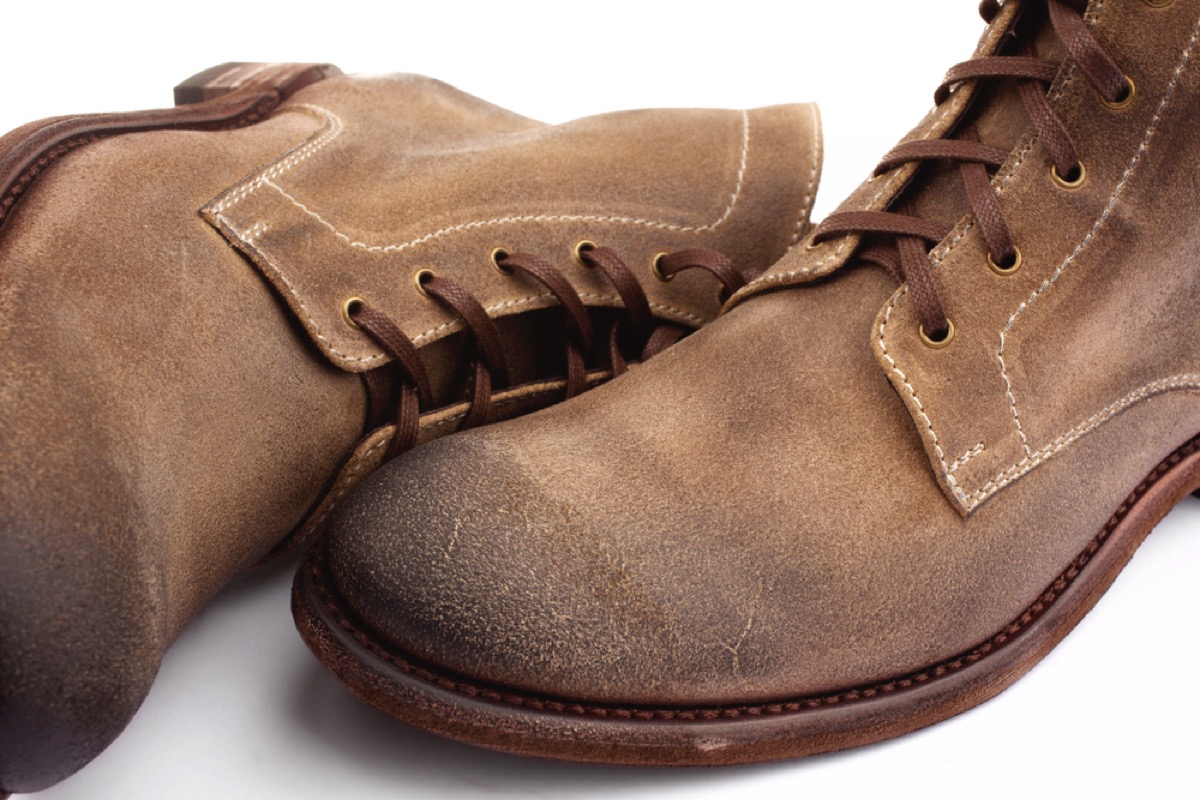 dirty leather shoes, diy hacks