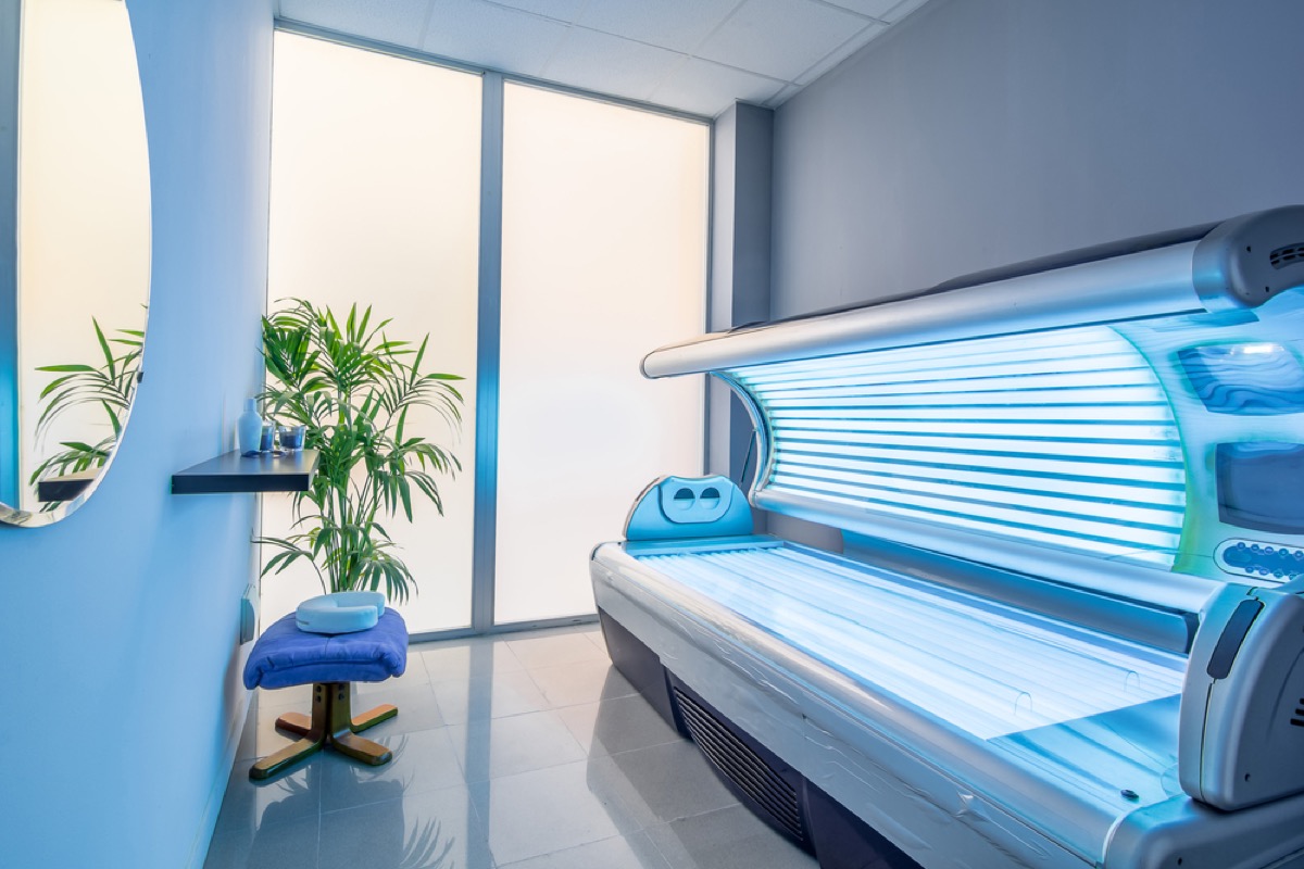 tanning bed in beauty salon, bad parenting