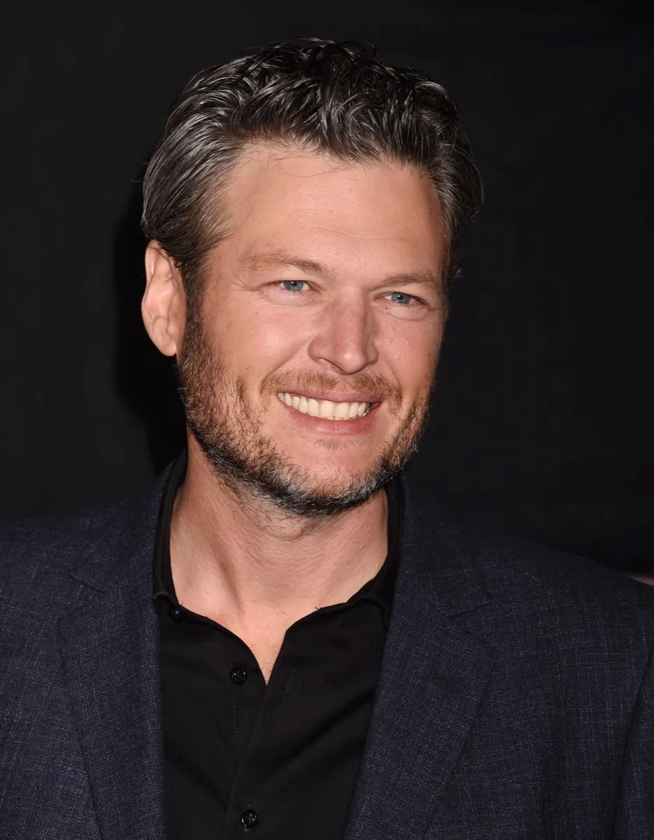 FFN6Y3 Singer Blake Shelton arrives at the premiere of Netflix's The Ridiculous 6 at AMC Universal City Walk on November 30, 2015 in Universal City, California., Additional-Rights-Clearances-NA