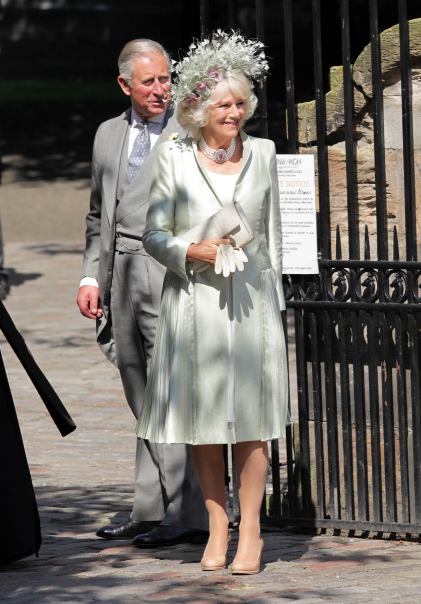 DAP7NA Prince Charles and Duchess Camilla arrive for the wedding ceremony of Zara Phillips and Mike Tindall in Edinburgh, Great Britain, 30 July 2011. Zara is a granddaughter of the Queen, Mike Tindall a well-known Rugby player. Photo: Albert Nieboer