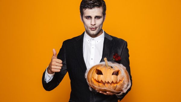 26 Easy Halloween Costumes for Guys Easy Men's Costumes
