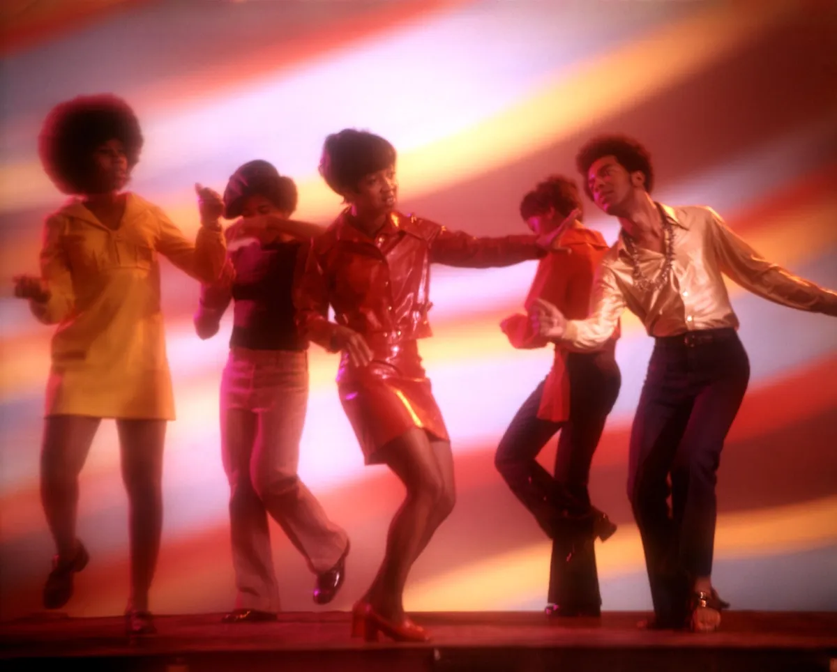 1970s AFRICAN AMERICAN BLACK DANCERS IN DISCO CLUB