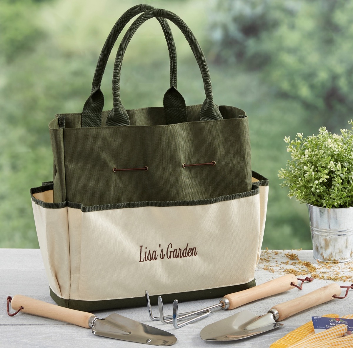 green and white tote with the words "Lisa's Garden" on it, best gifts for grandparents