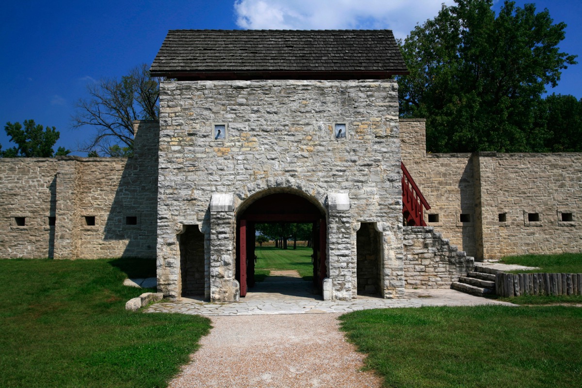 C196G4 Fort de Chartres, one of three French forts with this name, built in the 18th century near the Mississippi, Fort de Chartres