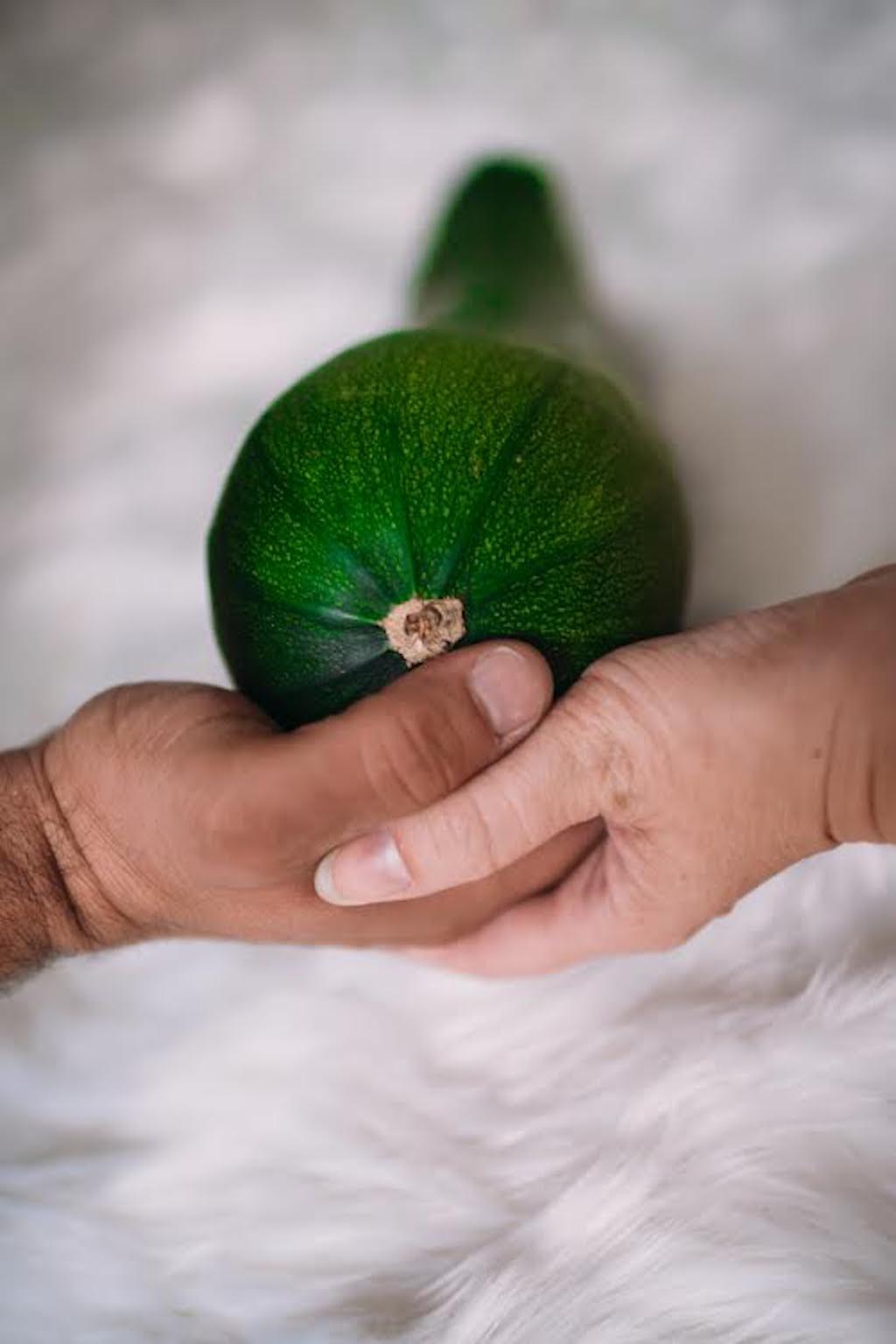 zucchini maternity photoshoot