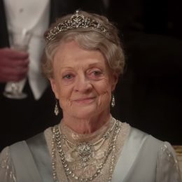 Dowager Countess in Downton Abbey movie