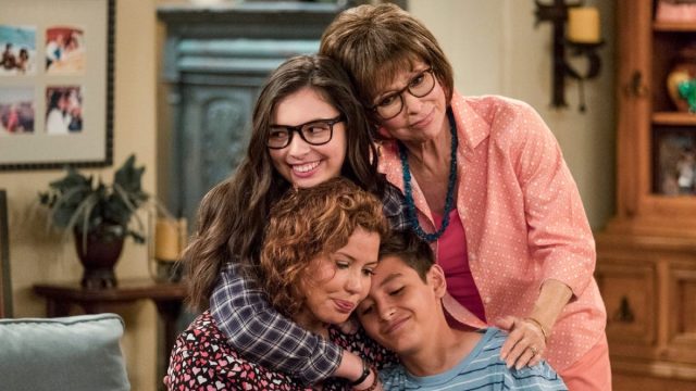 cast of One Day at a Time, netflix reboot