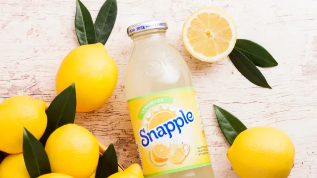 lemon snapple with lemons