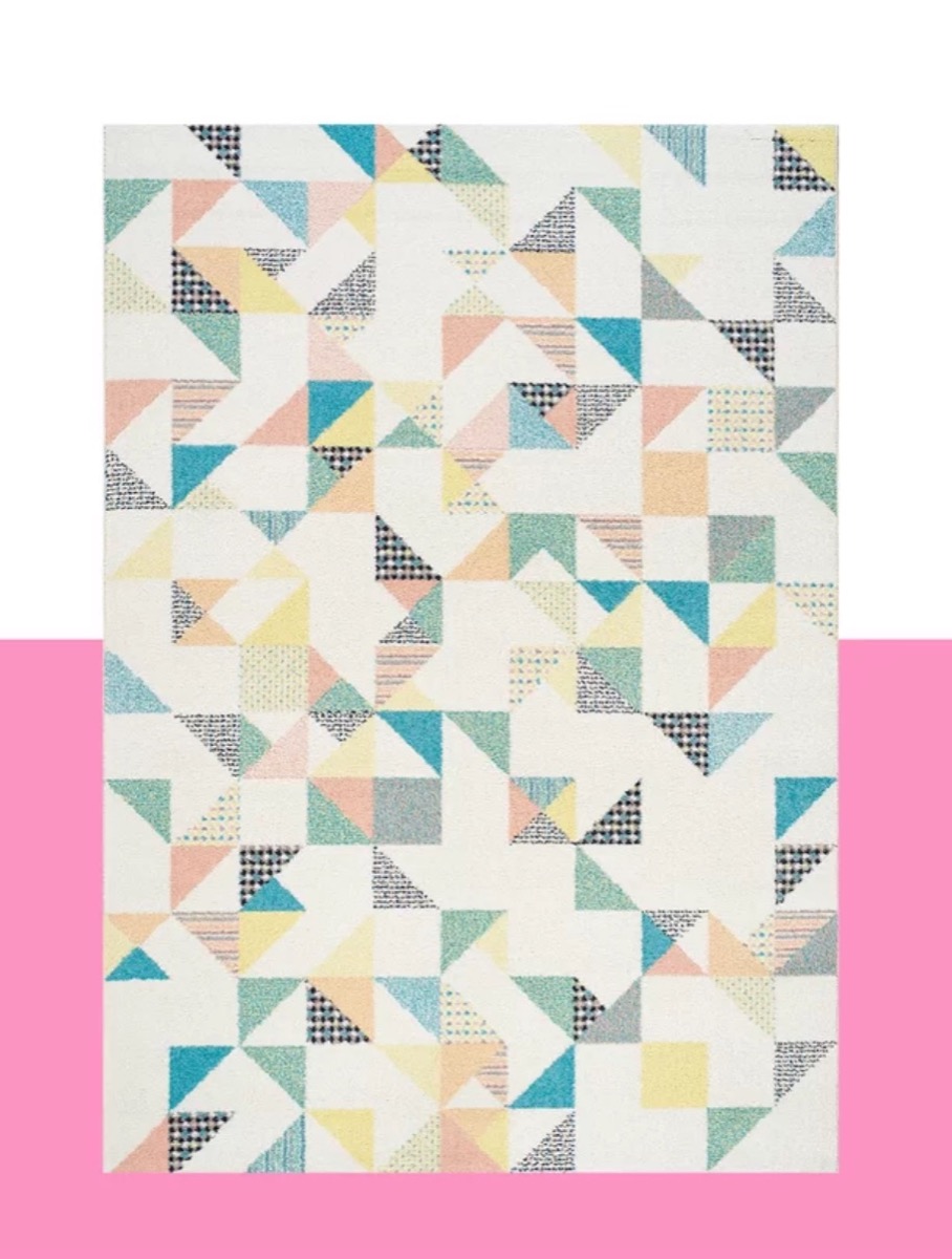 rug with triangle print, end of summer sales 2019