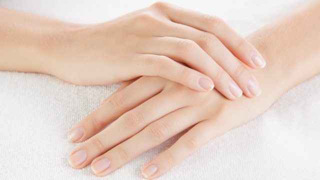 woman growing fingernails
