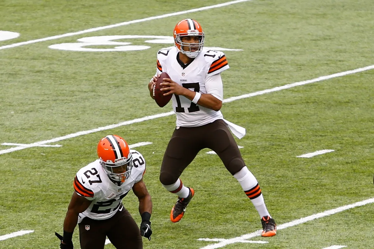 Browns football quarterback Jason Campbell on the field