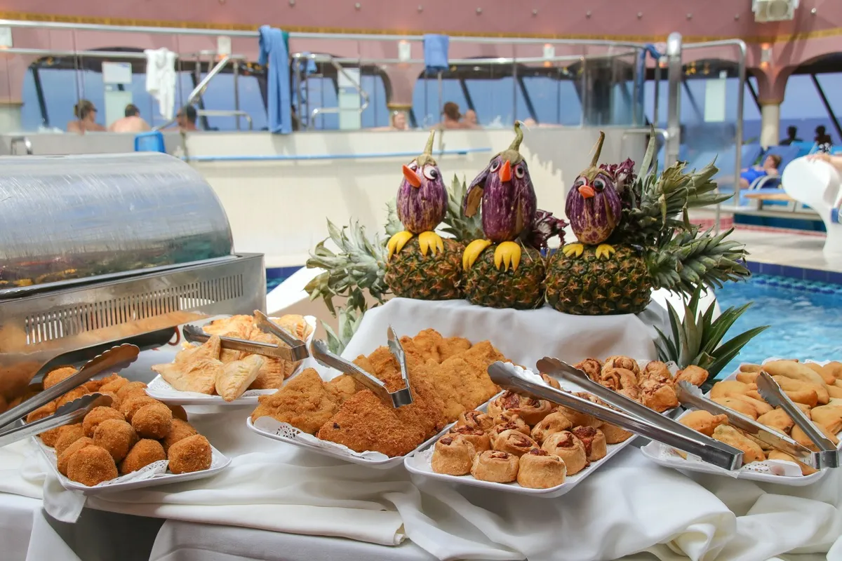 is cruise ship food bad for you