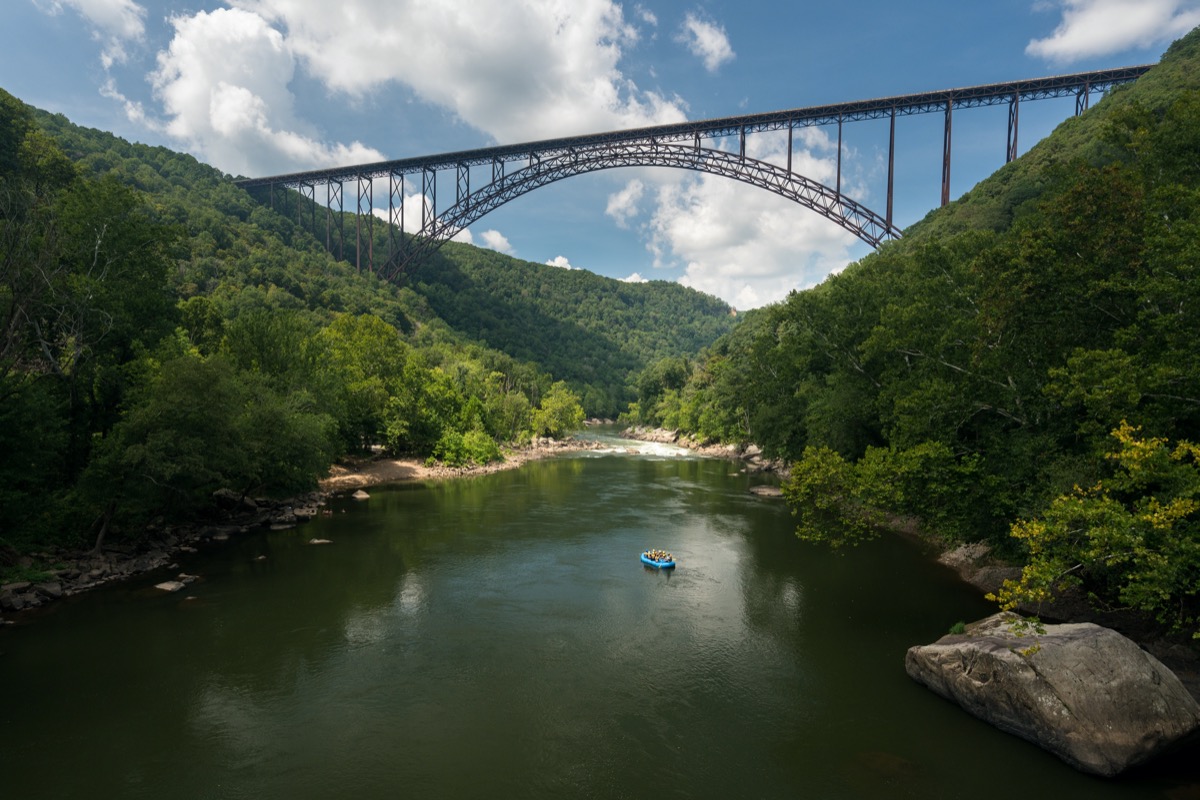 the high arched bridge in fayetteville west virginia