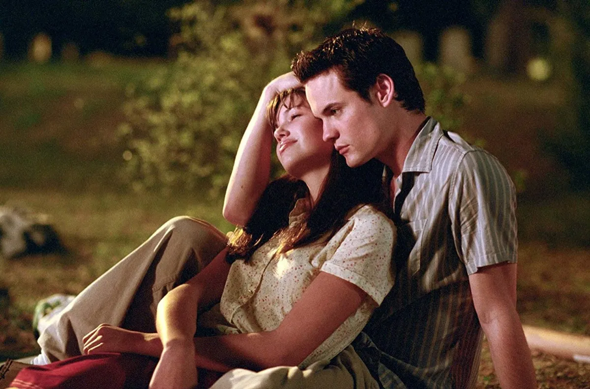 Mandy Moore and Shane West in A Walk to Remember