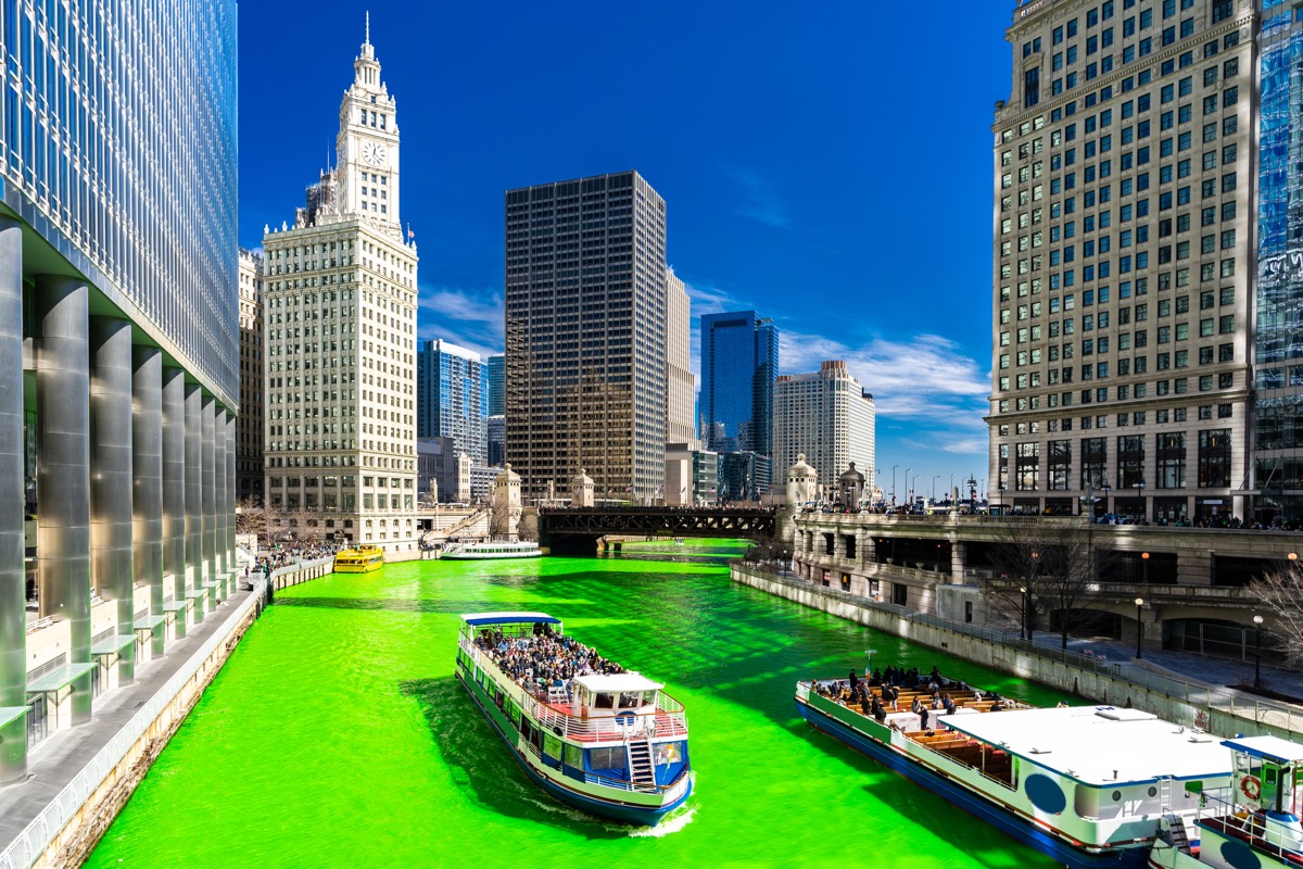 chicago skylines with green river on st. patricks day