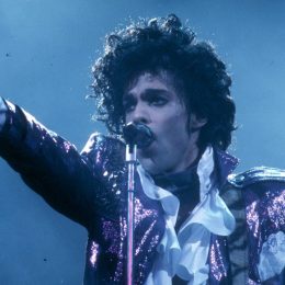 Prince performing in 1985