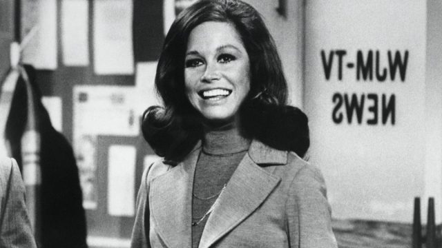 Mary Tyler Moore in "The Mary Tyler Moore Show" in 1975