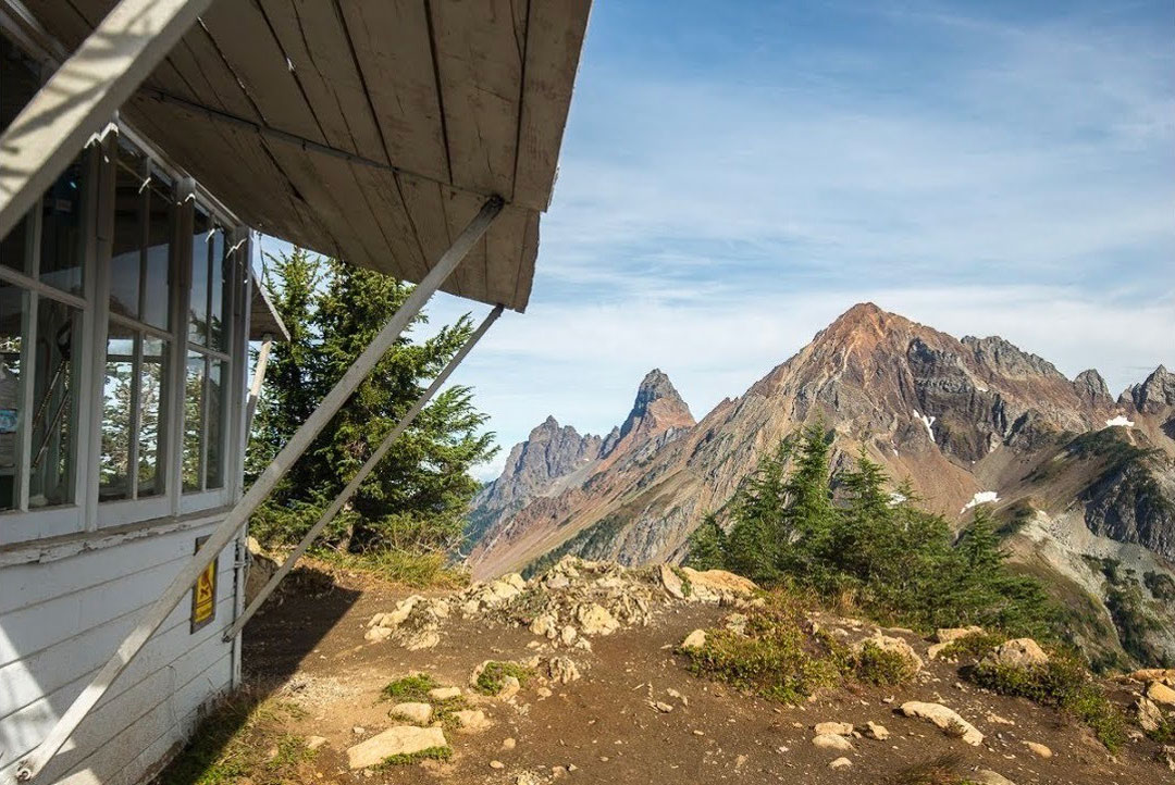 winchester mountain lookout in washington