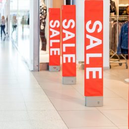 Experts Say to Skip These July 4th "Deals"